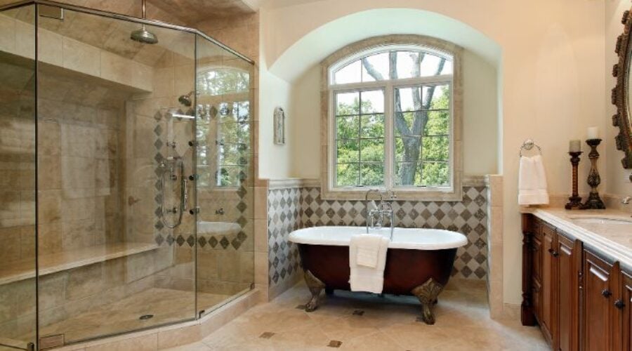 Before and After: Stunning St. Petersburg Small Bathroom Remodel Transformations