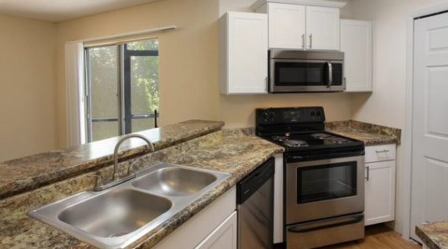 How To Hire A Kitchen Renovation Contractor in New Port Richey